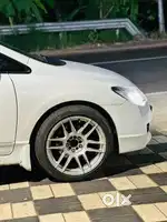17 inch alloys 5 hole 100/114 pcd Civic,innova,creta,crysta, etc…….