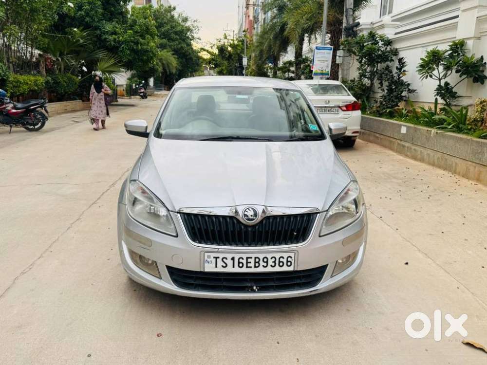 Skoda Rapid 1.6 Elegance TDI, 2015, Diesel