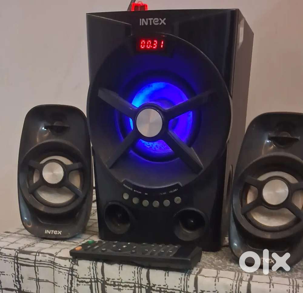 Intex speaker with remote