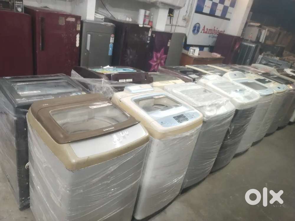 Second hand showroom washing machine,,,