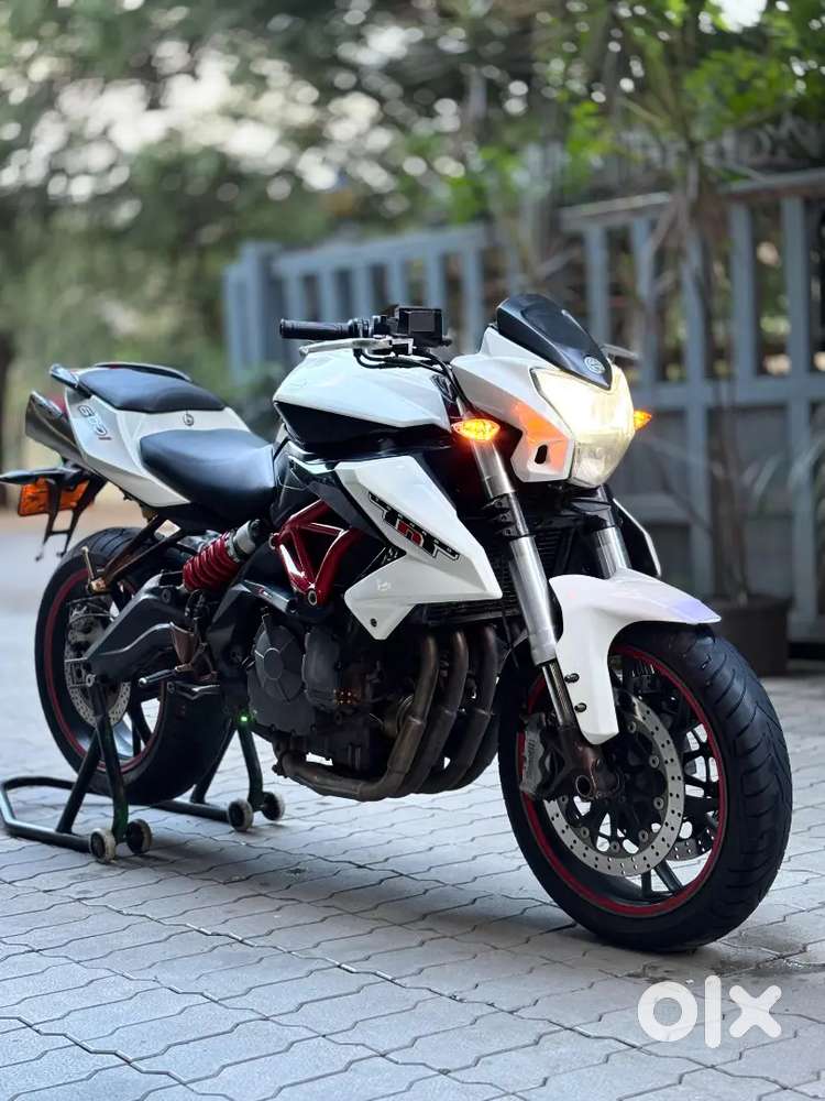 Benelli TNT 600i ABS MH12 3 OPTIONS CHECK DESCRIPTION