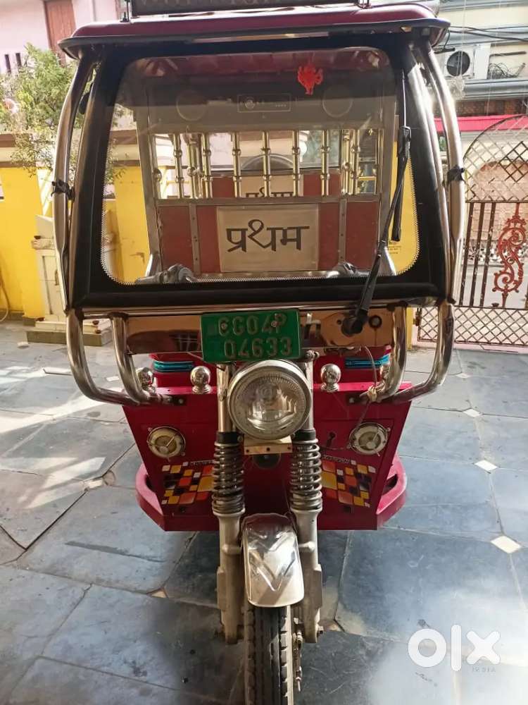 Driver for Kaptech Pratham e rickshaw