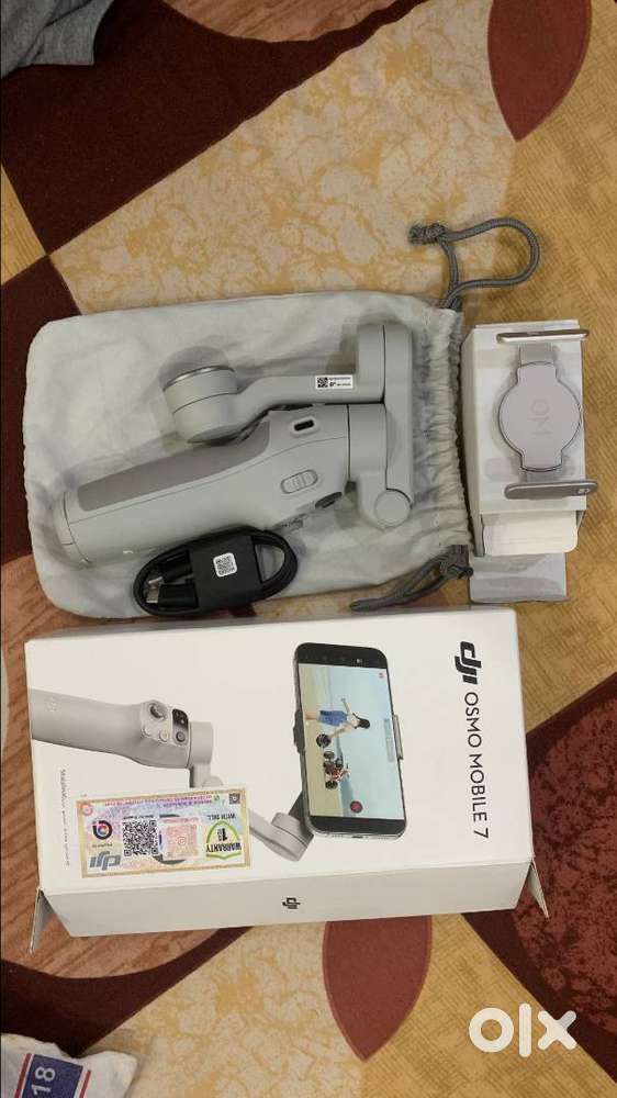 DJI OSMO MOBILE 7