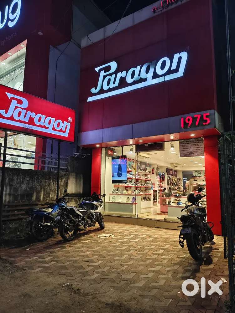 Sales executive for Paragon retail chain adoor