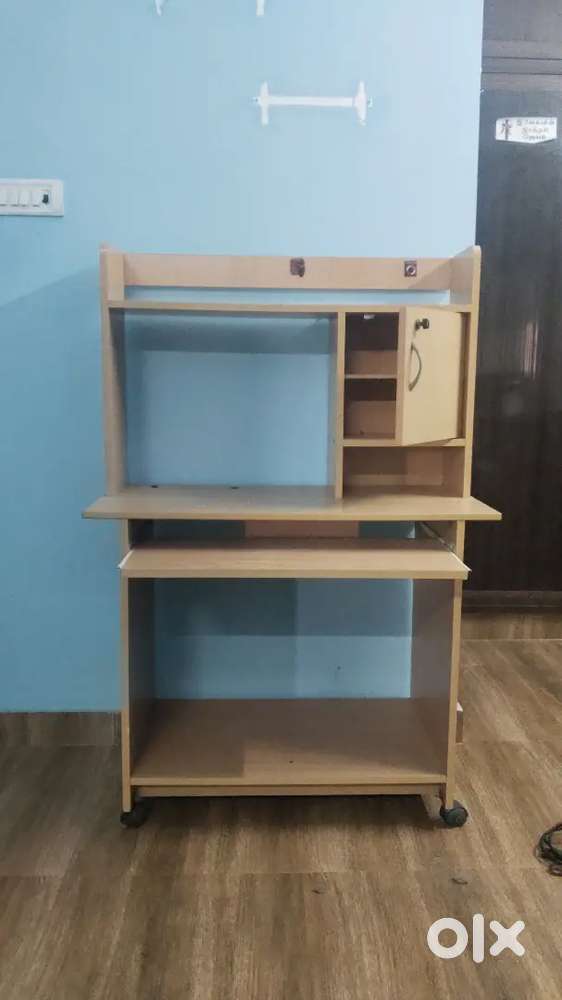 Computer table (wooden)