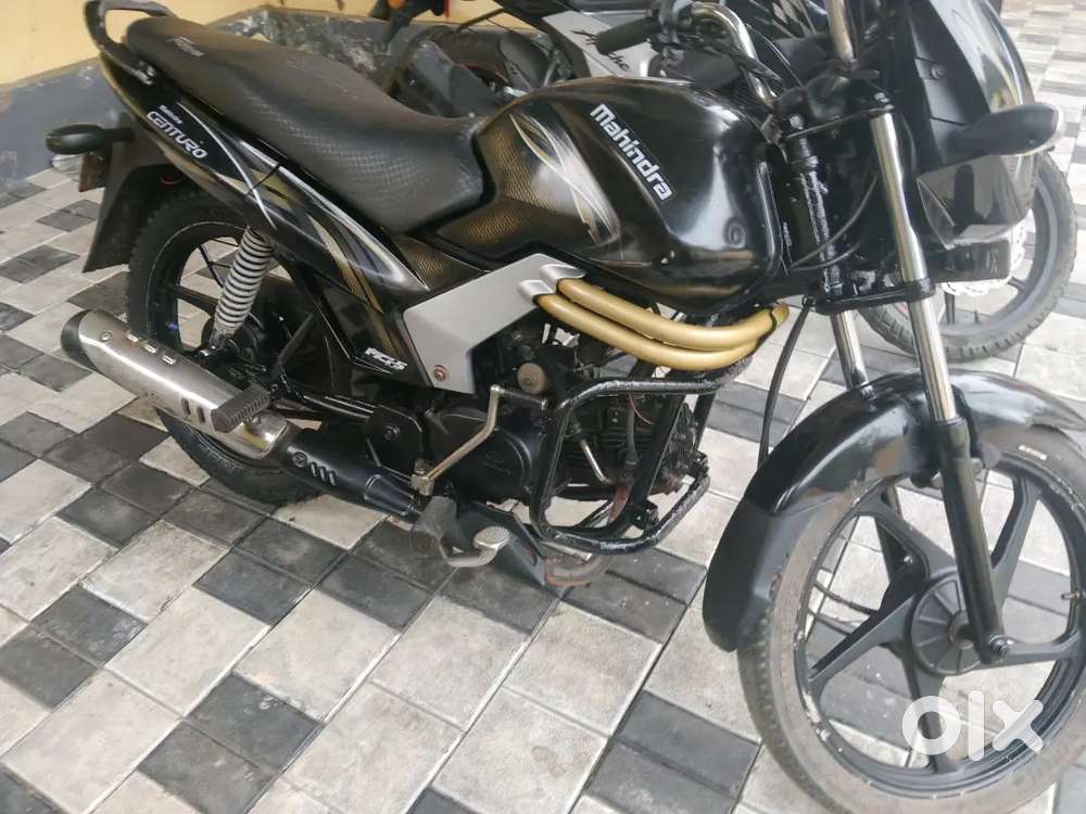 Mahindra Centuro