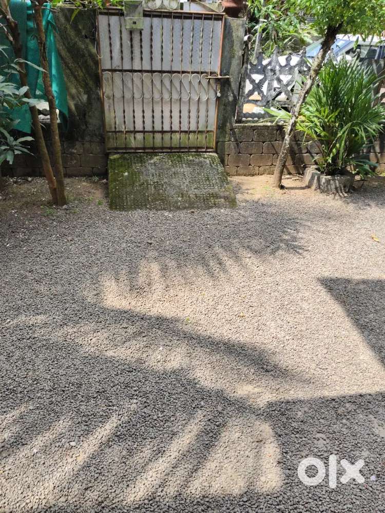 Commercial Plot for Buliding, Petrol Pump, square Plot.