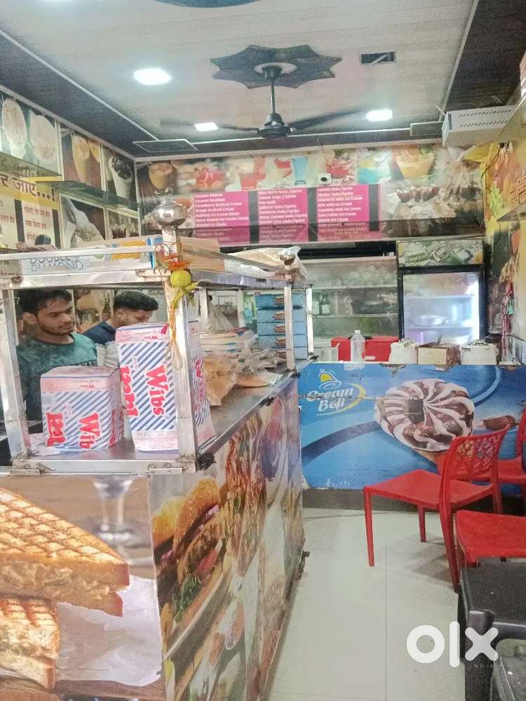 Restaurant and snacks shop