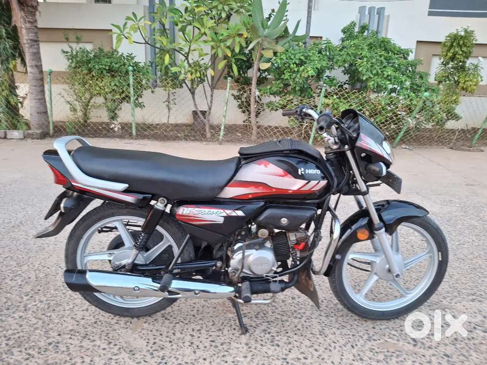 Hero HF DELUXE BS6