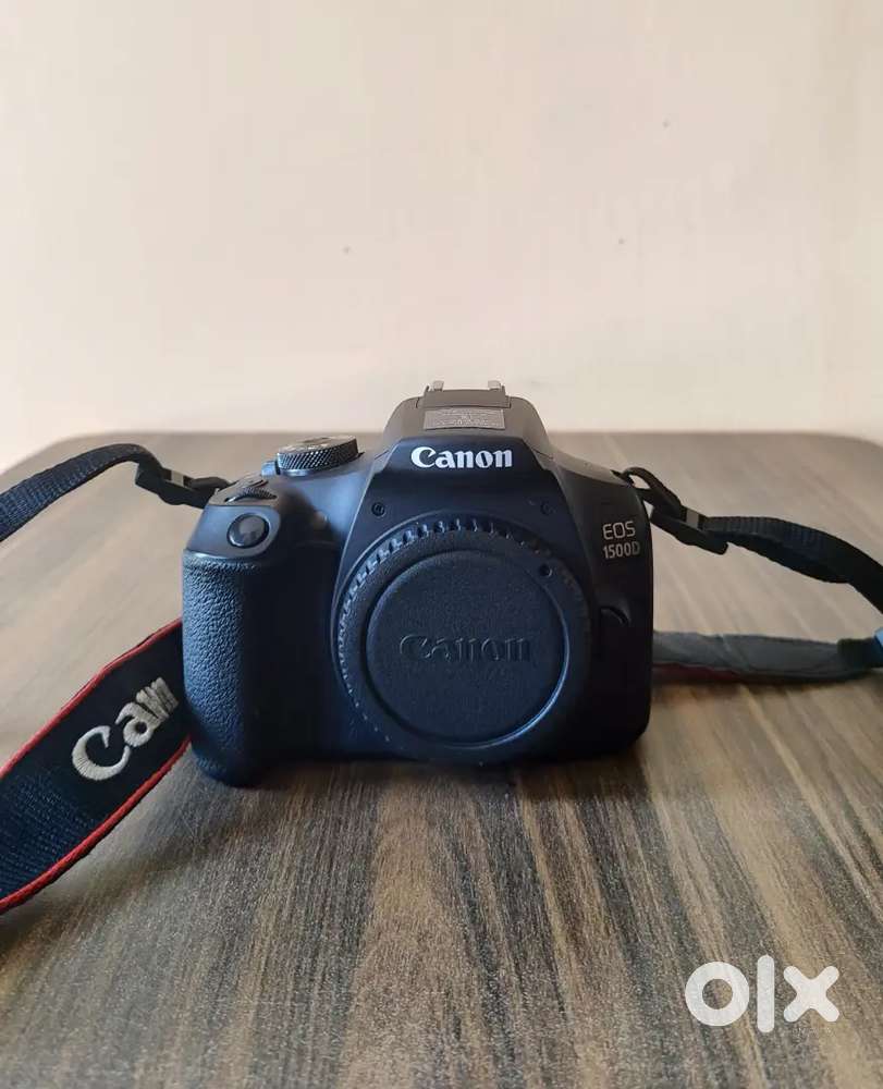 Canon EOS 1500D