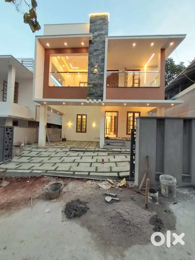 Red brick kazhakutom Kariyavattom New house