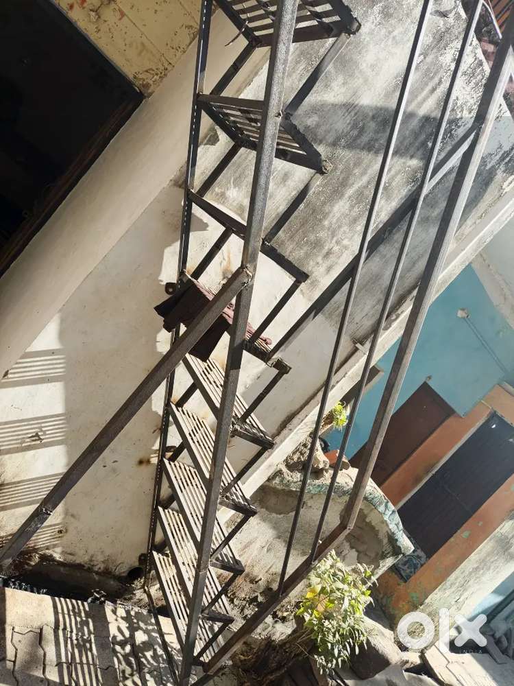 Good quality new iron jeene urgent sale