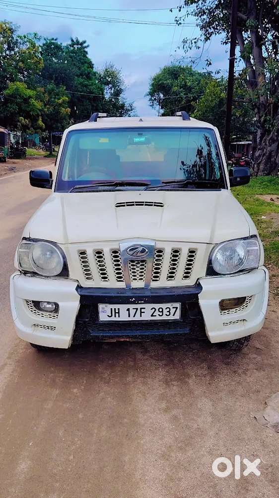 Mahindra Scorpio 2013