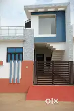 Kursi Road House for sale
