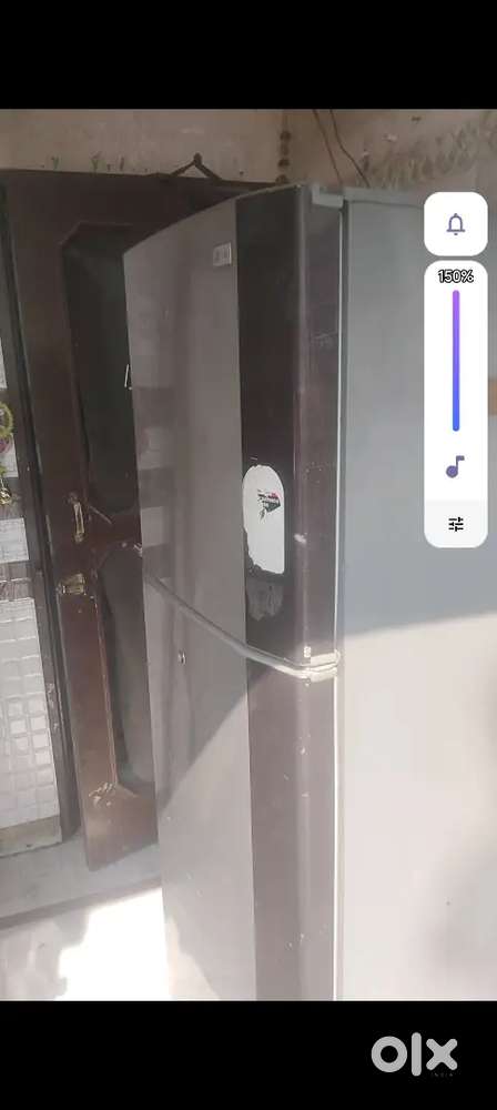 Good working double door fridge