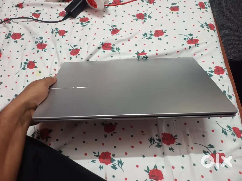 Laptop Asus Vivobook 15 Intel core i3 16/512 GB