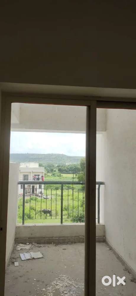 New Occupancy 2 BHK Apartment In Kesnand Wagholi