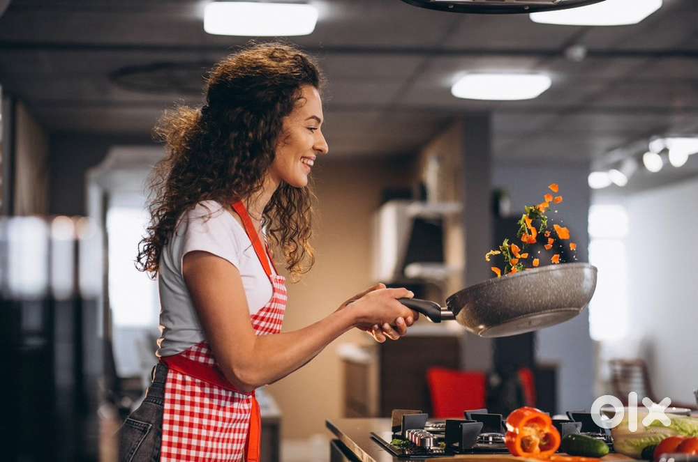 House maid for cooking