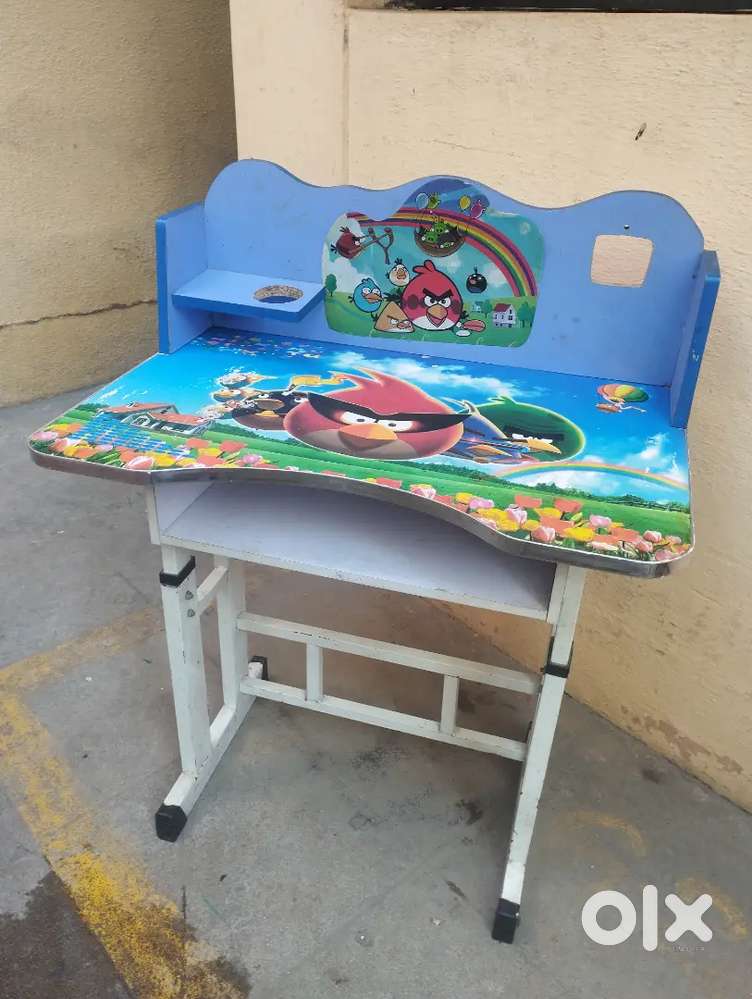 Study table for students