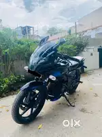 pulsar 220 f