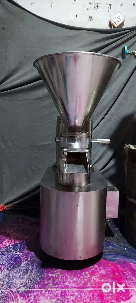 Peanut butter making machine