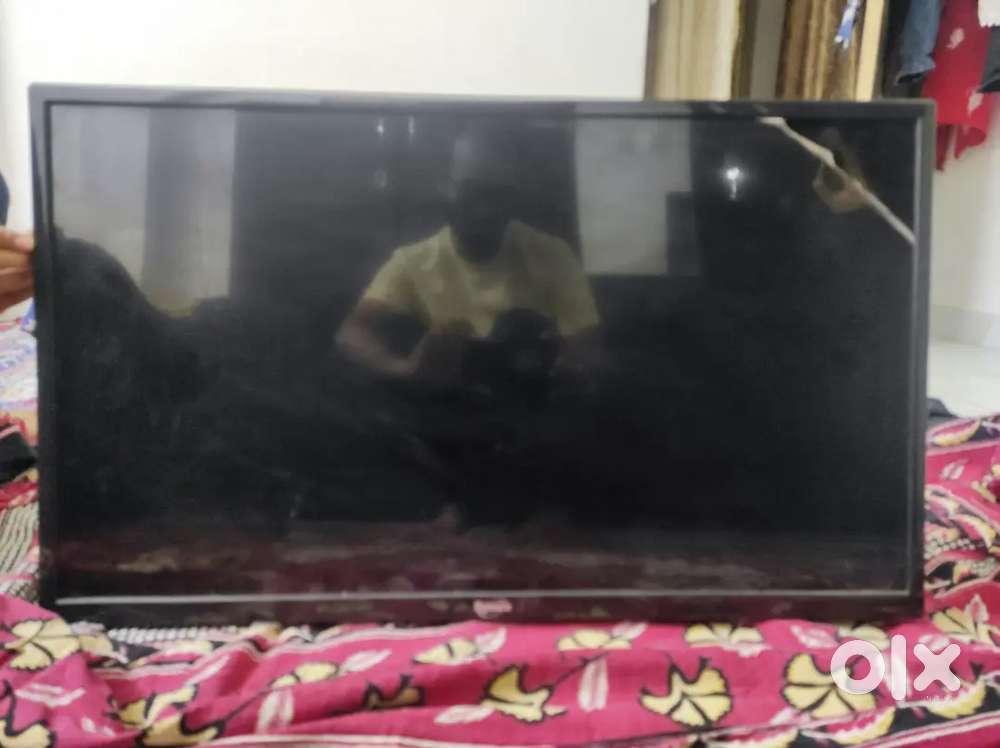 32 Inch LED TV Daynora Only Rs 7500/-