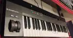 Native instrument komplete kontrol a49 mk2 midi keyboard