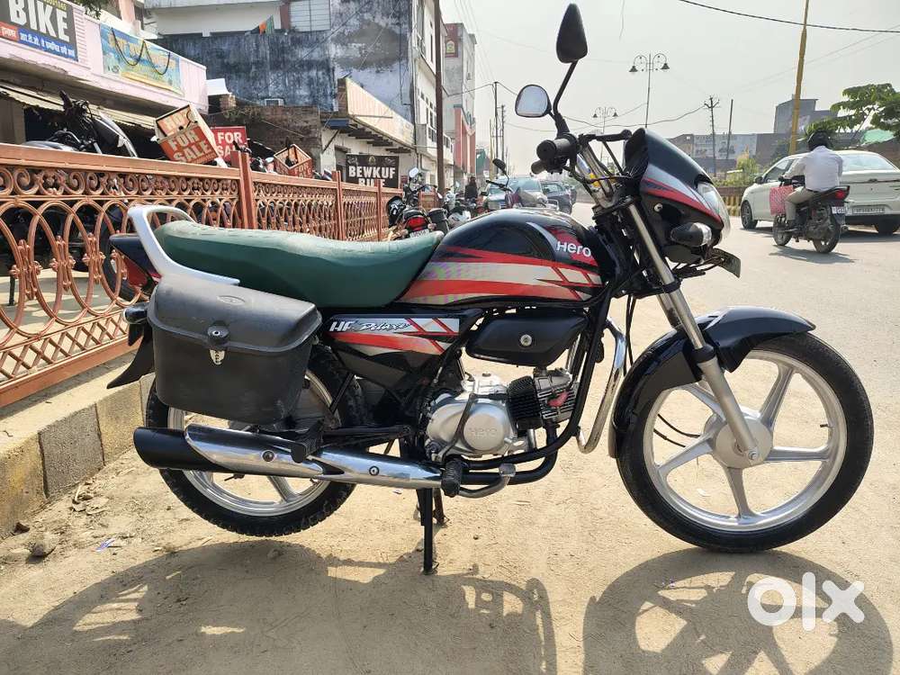 Hero HF DELUXE एकदम शोरूम कंडीशन में कोई भी सिंगल स्क्रैच नहीं है