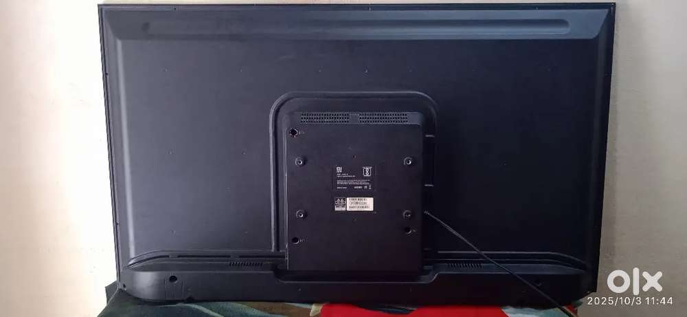 Mi 43 inch TV  display crack, need to change display and use it