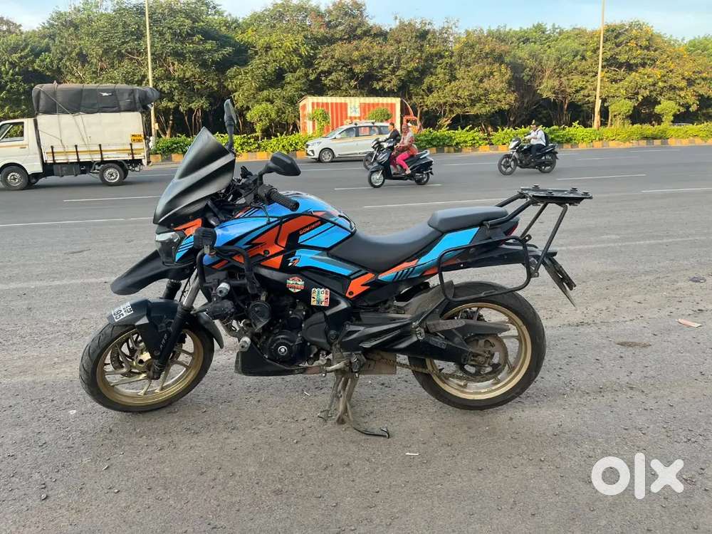 DOMINAR 400 TOURING EDITION
