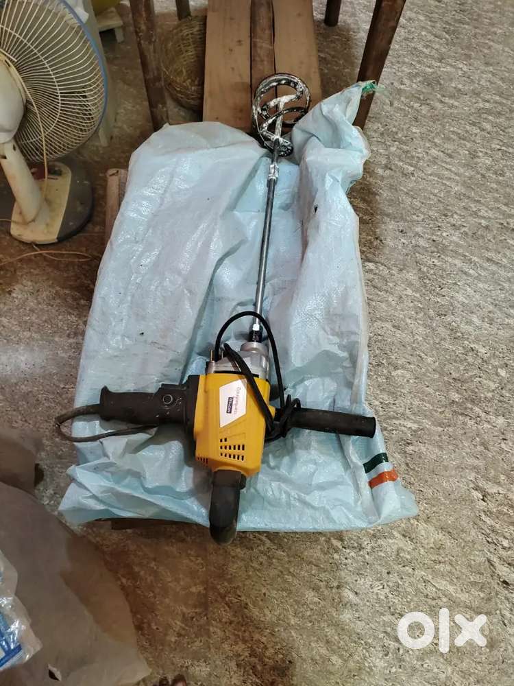 Putty mixing machine for painters