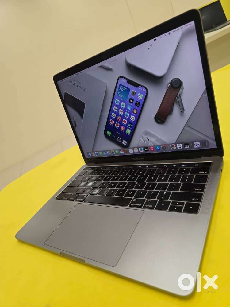 Macbook Pro 2018 Touch-Bar   A1989 Core i5 - 10th Generation 8GB Ram