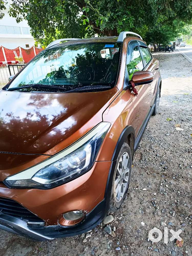 Hyundai i20 Active 2015 Top Model Petrol