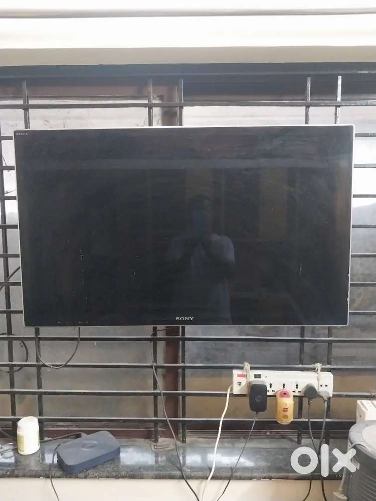 Sony Bravia 42 LCD Colour telivision