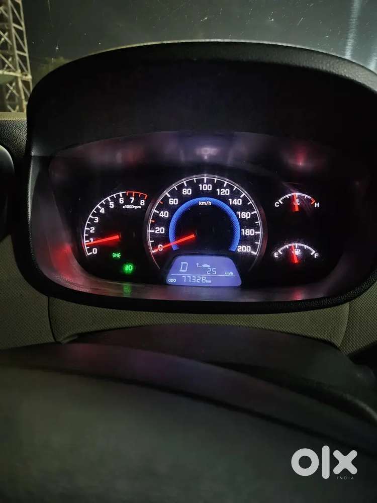 Hyundai Grand i10 asta petrol + CNG auto