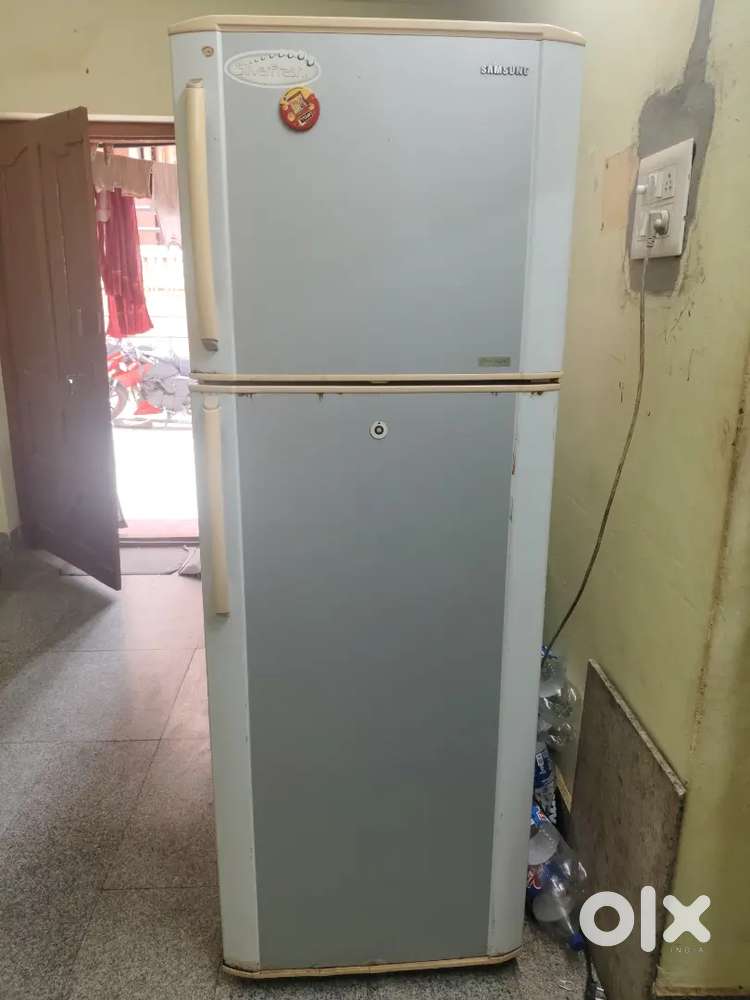 Samsung double door fridge for sell