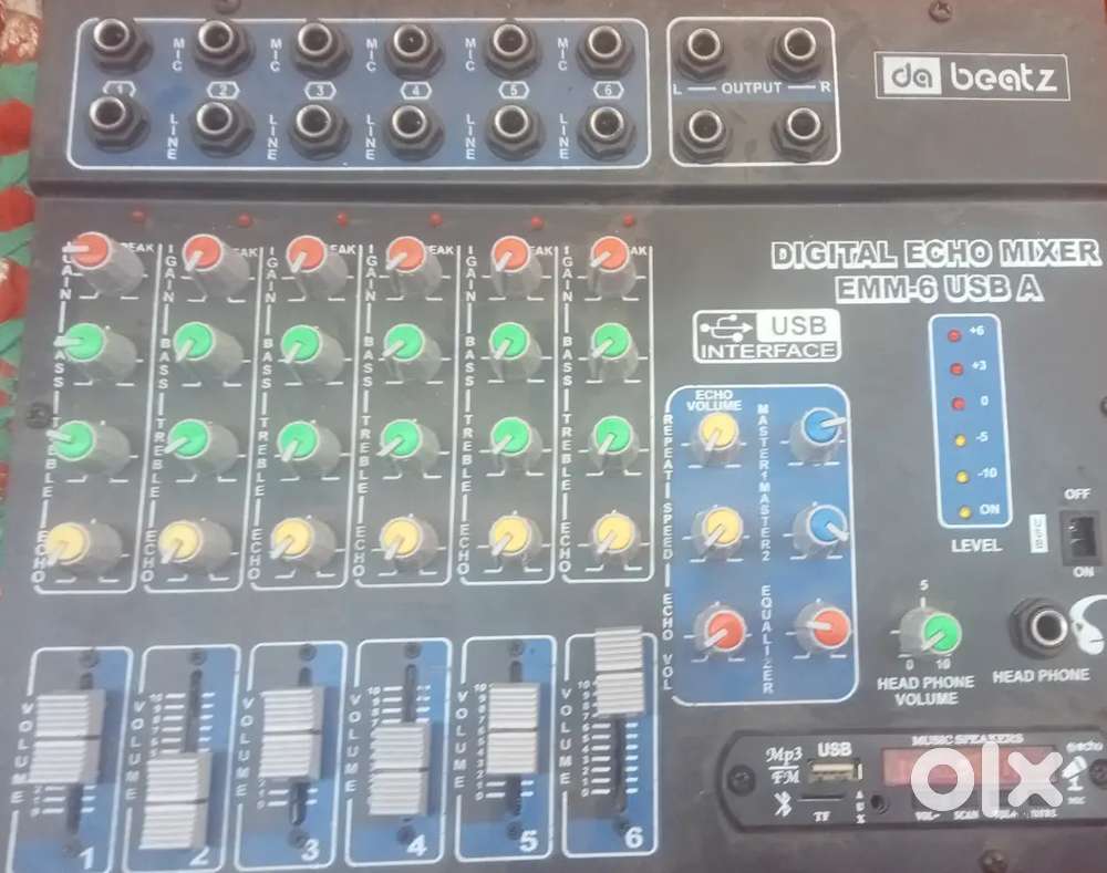 1 month old no problem cover ke sath pack hai