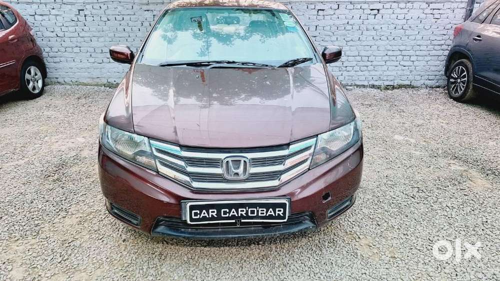 Honda City V MT Exclusive, 2012, Petrol