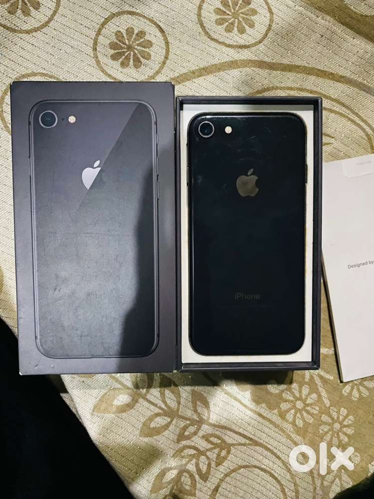 Iphone 8 very beautiful condition (64) mien hai ( space gray colour )