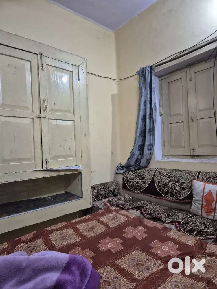 Need room mate for 2 bhk furnished no brokerage need just give rent