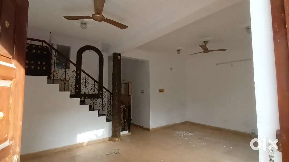 3 bhk duplex semi furnished in rohit nagar