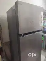 Urgent sell Lg refrigerator 390 litre new only a week old