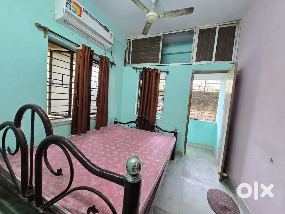 2BHK RESTRICTION FREE FURNISHED FLAT RENT NETAJI METRO WIRELESS MORE