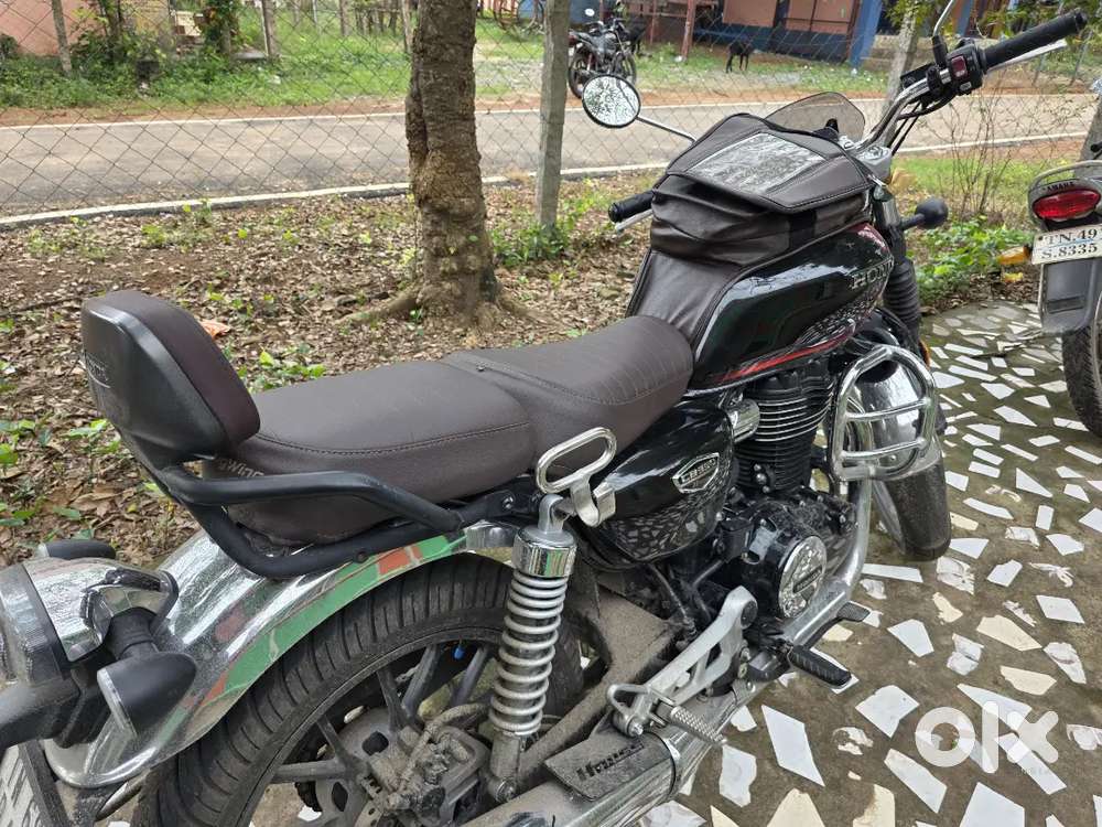 Honda highness350 Red with black