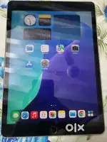 IPAD 9 Generation - Almost new condition with flip cover