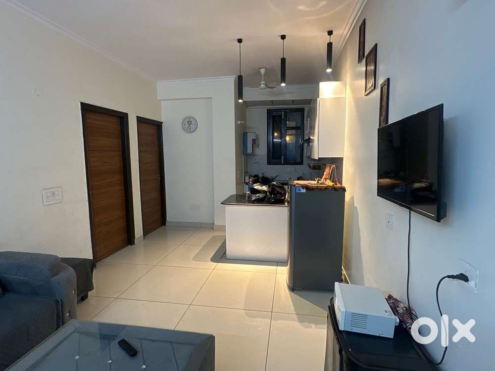 1 room in 2 bhk flat