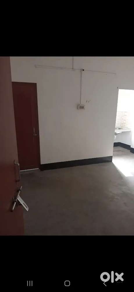 Single room for rent at beltola area near beltola market.