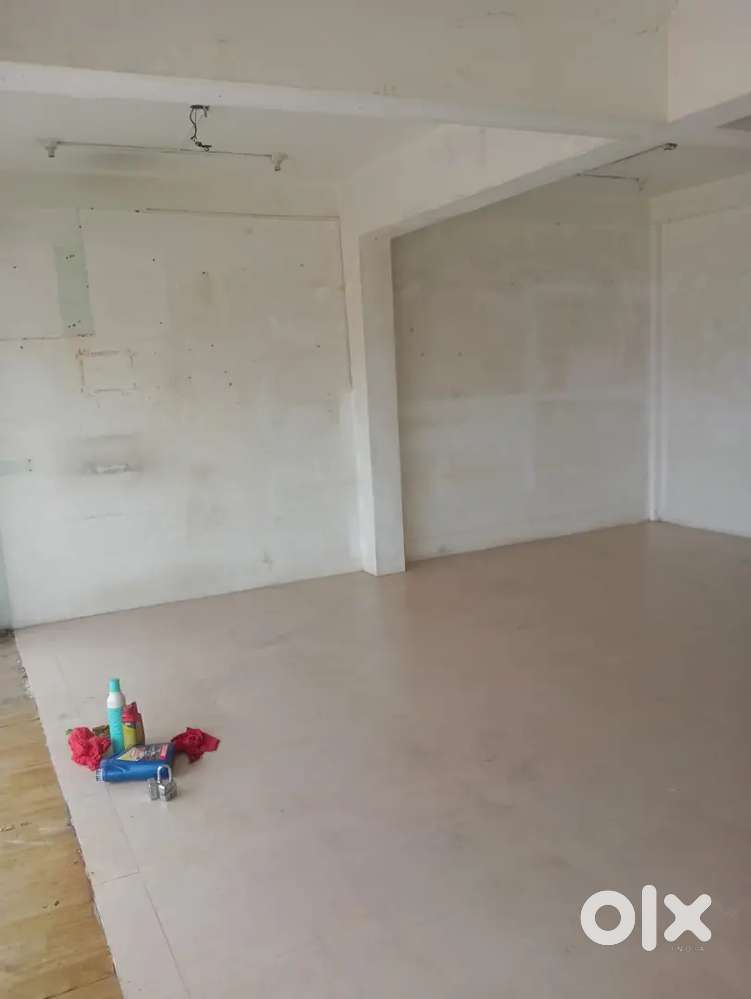 SPACE AVAILABLE FOR RENT SUITABLE FOR WHOLESALE & GODOWN USE.