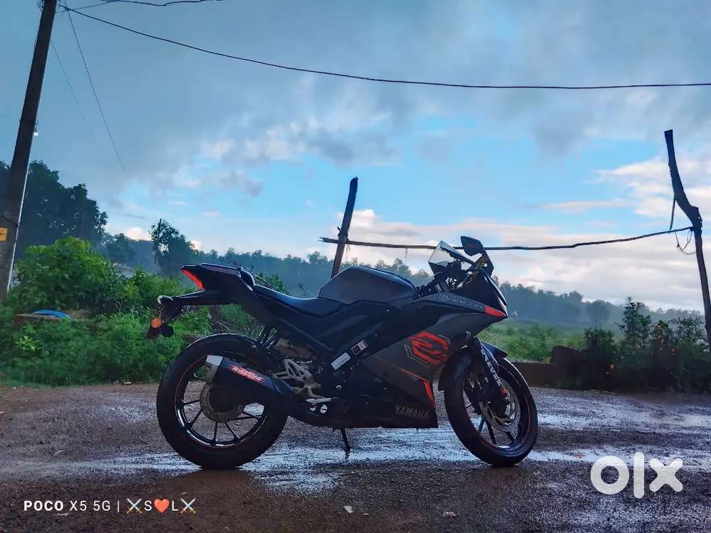 Yamah R15 v3