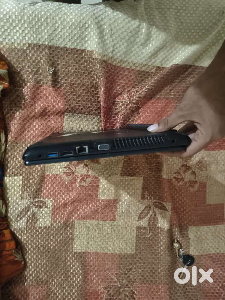 Laptop Acer i3 4th generation acer